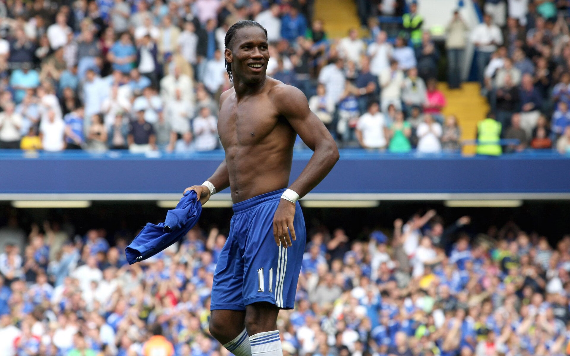 开云体育网站入口-5分钟决胜：最后段比赛激烈拼抢，谁能笑到最后？，五分钟比赛